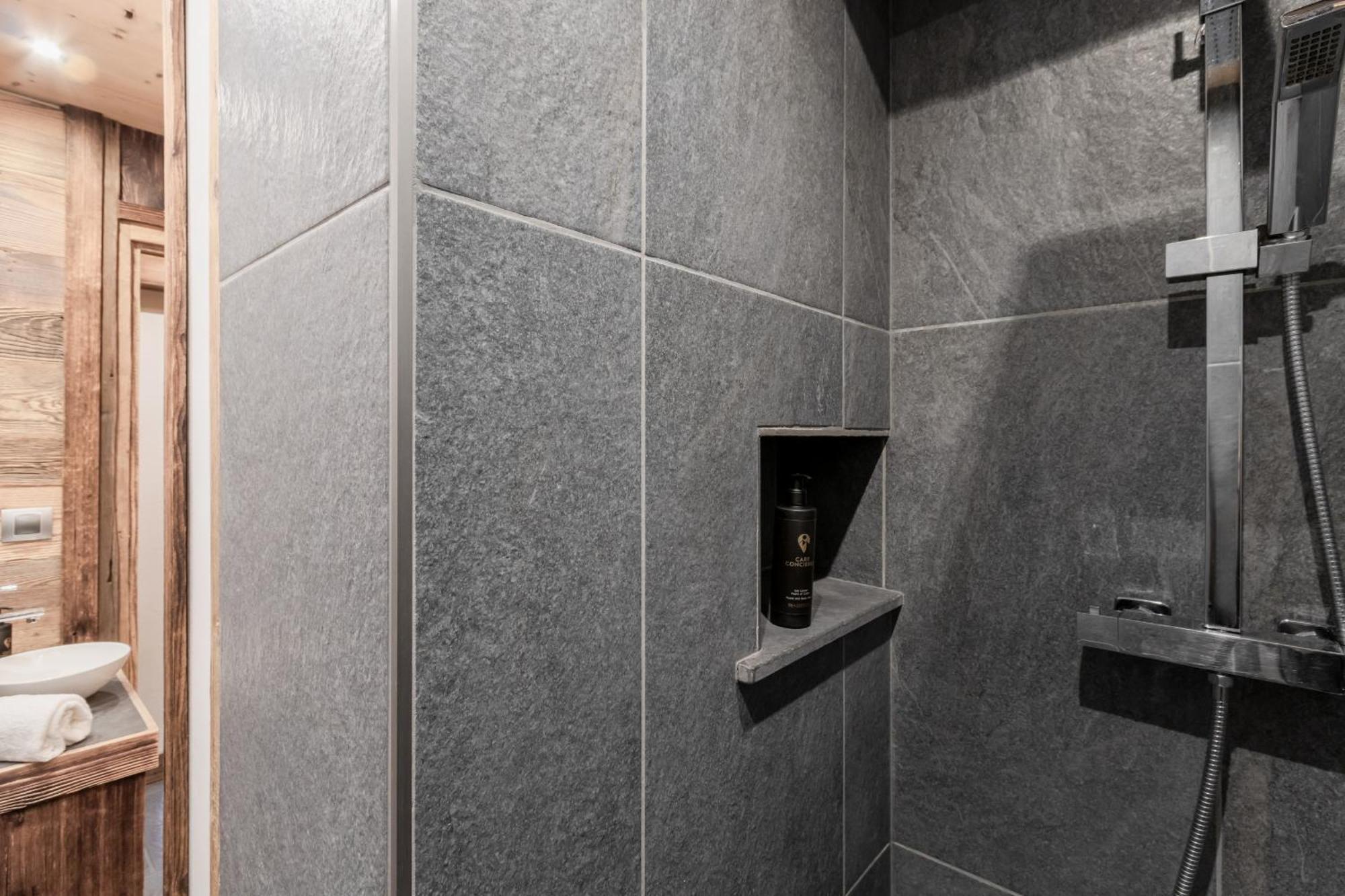 Le Covagnet Apartment แซ็งต์-แฌร์เวส์-เลส์-แบ็งส์ ภายนอก รูปภาพ